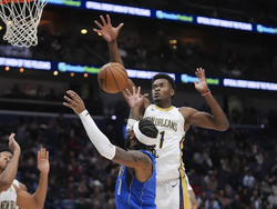 Mavericks Pelicans Basketball
