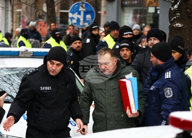 Protest against Sarafov's Bid for Prosecutor General in Front of Supreme Judicial Council 