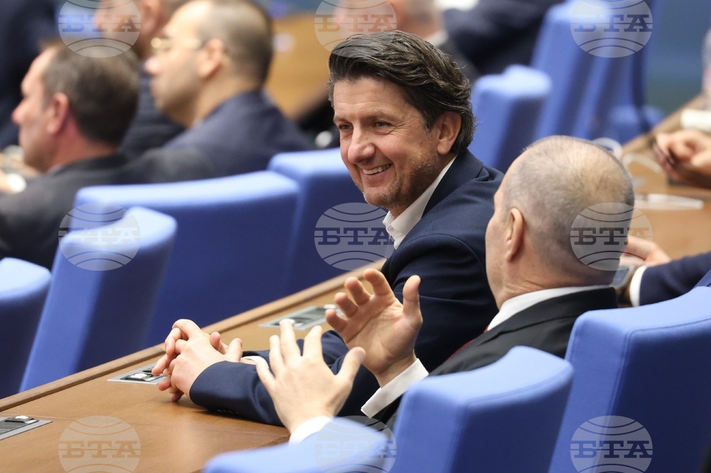 Парламент - заседание - Мирослав Боршош