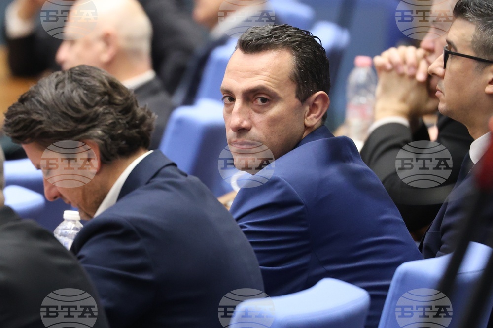 Парламент - заседание - Иван Пешев