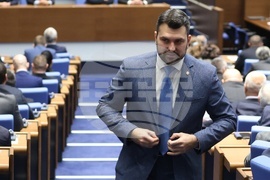 Парламент - заседание - Георг Георгиев