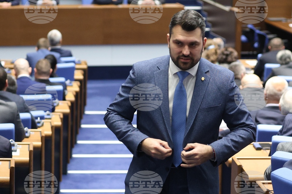Парламент - заседание - Георг Георгиев