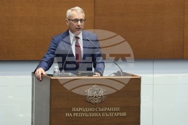 Парламент - заседание - Николай Денков