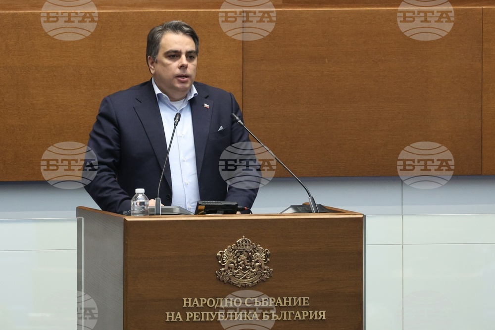 Парламент - заседание - Асен Василев