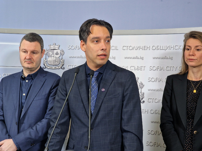 На национално ниво се повтори икономическото мнозинство, което беше сглобено в София в началото на този мандат, заяви Борис Бонев