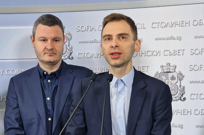 Нощният транспорт в София е услуга, която решава проблеми, а не генерира такива, каза общинският съветник Андрей Зографски