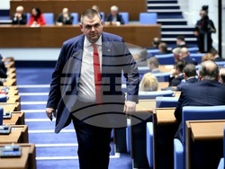 Парламент - заседание - Делян Пеевски