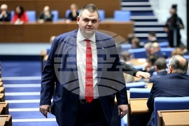 Парламент - заседание - Делян Пеевски