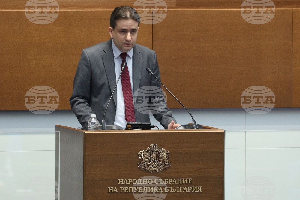 Парламент - заседание - Божидар Божанов