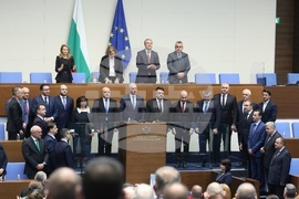 Парламент - заседание - клетва