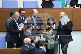 Парламент - заседание