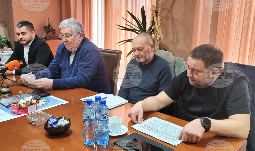 Общински съветници представиха тригодишна инвестиционна програма за над 49 милиона лева за здравни заведения във Варна