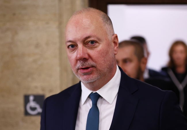 Премиерът Росен Желязков изказа съболезнования на семействата и близките на жертвите от самолетната катастрофа в САЩ