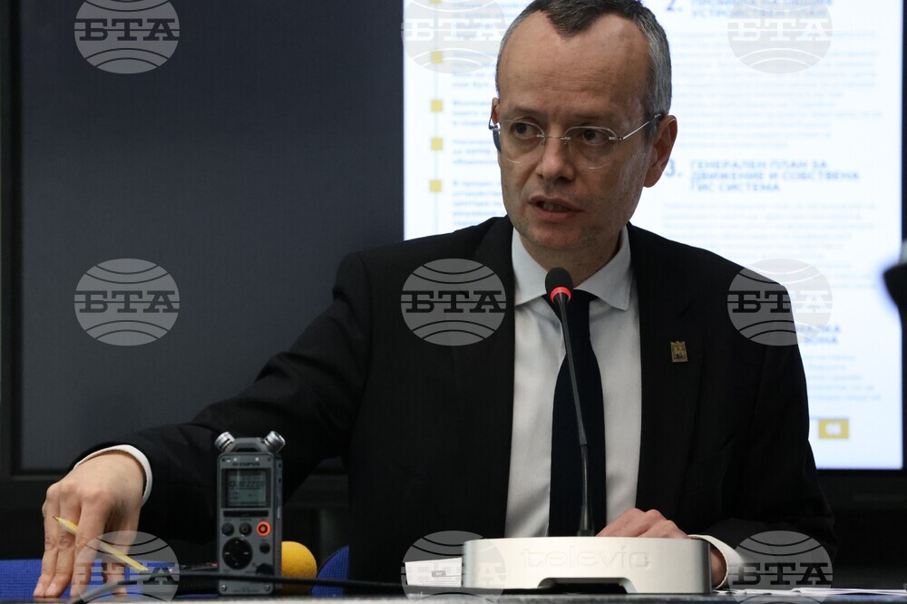 За всеки кмет съществуването на редовно правителство е добра новина, каза кметът на Благоевград Методи Байкушев