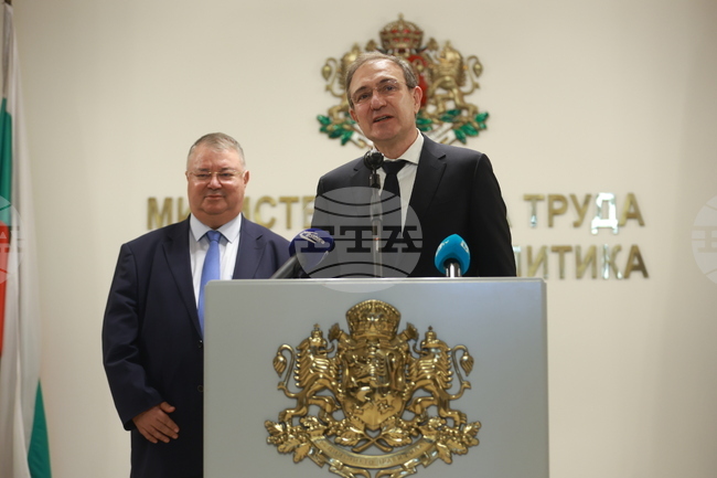New Labour Minister Gutsanov Promises to Work to Reduce Inequalities