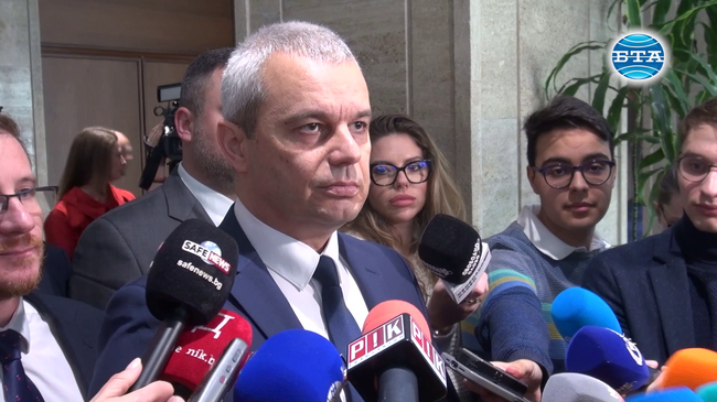 Според лидера на "Възраждане" Костадин Костадинов правителството на Росен Желязков ще е с кратък хоризонт