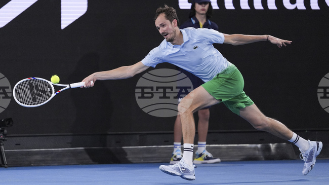 Даниил Медведев и Юго Юмбер вече са полуфиналисти на турнира по тенис в Марсилия