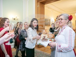 Вторият рожден ден на Клуб „Българската жена в бизнеса“ събра над 70 българки, които живеят и работят в Обединеното кралство