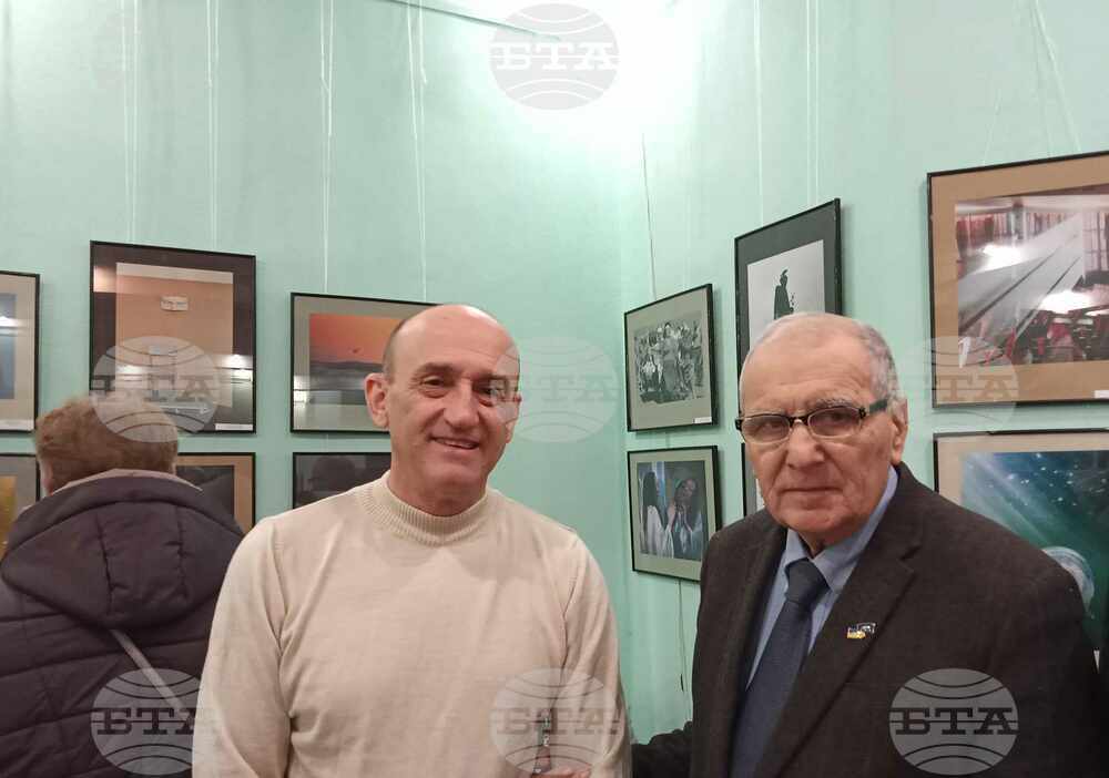 Изложба "Снимка на годината" бе открита в Българския културен дом в Одеса