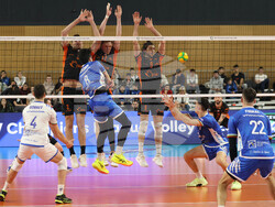 Волейбол - Шампионска лига - мъже - Левски София - Ястжембски (Полша)