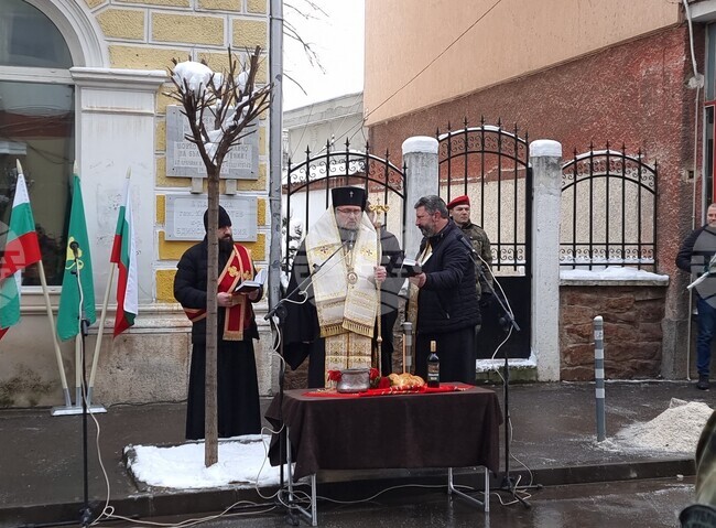 Враца - паметна плоча на генерал Кирил Ботев - откриване