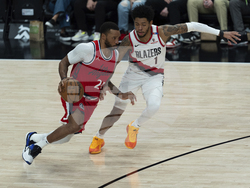Clippers Trail Blazers Basketball