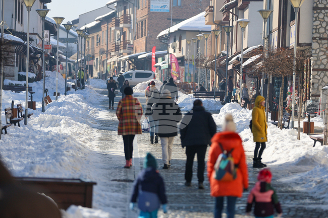 EU, Bulgaria See Record Number of Tourism Nights in 2024 - Eurostat