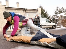 Екипировка за преживяване на открито