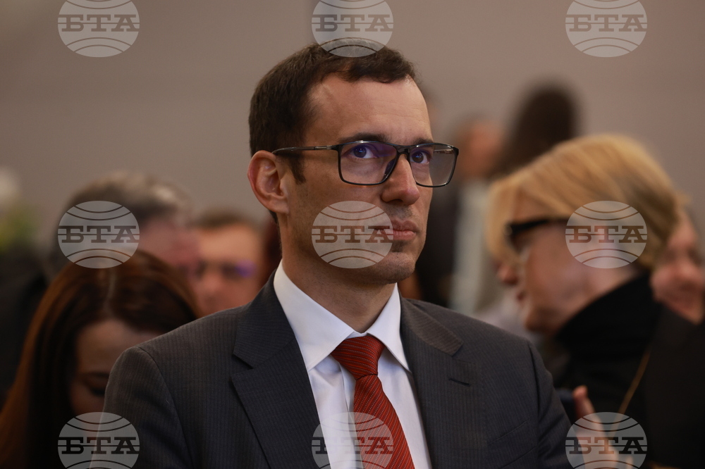 ВАС все още не се е произнесъл относно оспорването на моя избор за кмет, въпреки че срокът изтече на 15 октомври, написа Васил Терзиев