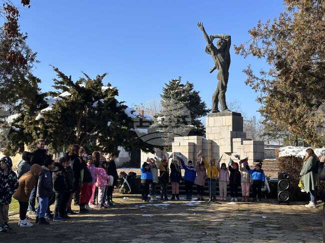 Брезово отбелязва 147 години от Освобождението си