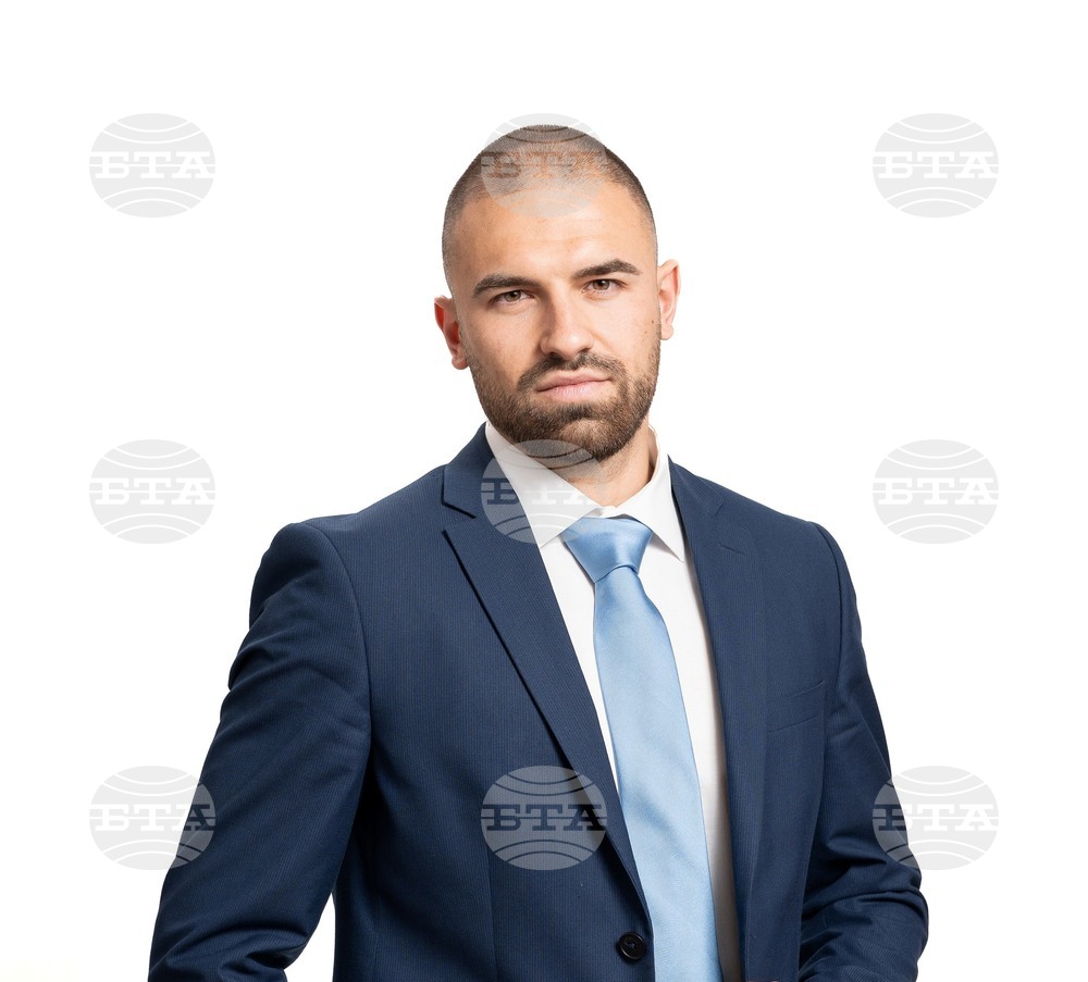 Михаил Митов от ГЕРБ става народен представител от Габрово на мястото на Томислав Дончев, съобщиха от партията