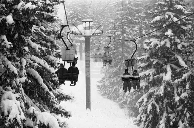 Зимна спартакиада „Мама, татко и аз” на Витоша през 1983 година