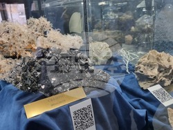 Мадан - Кристална зала - колекционери