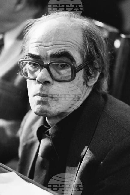 Дамян Дамянов: Стихове пиша с едничката мисъл да съборя стената между себе си и хората