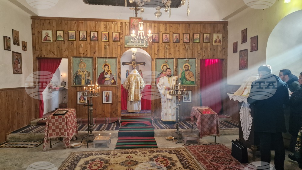 Село Пороище - храм "Св. Атанасий" - празник