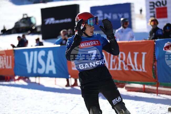 Тервел Замфиров завърши на четвърто място в паралелния гигантски слалом от Световната купа по сноуборд в Банско 