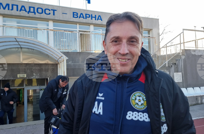 Струмска слава (Радомир) изпадна от професионалния футбол, Добруджа (Добрич) се завърна в Първа лига на България