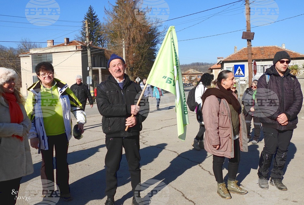 С туристически поход започнаха честванията по повод празника на Разград