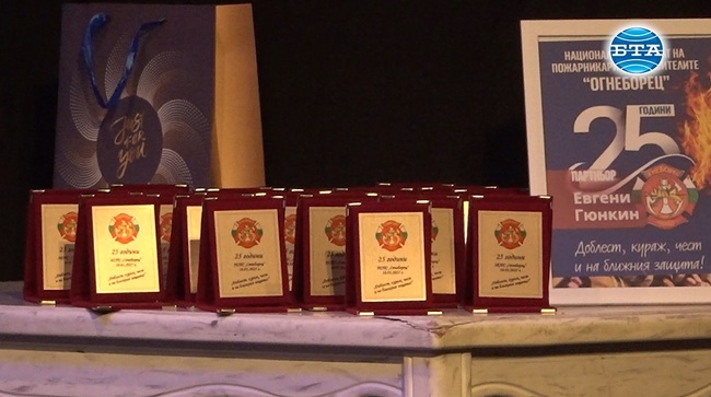 Срещаме се с много проблеми, касаещи структурата, колегите трябва да бъдат обезпечени, за да изпълняват дълга си, каза председателят на синдикат „Огнеборец“