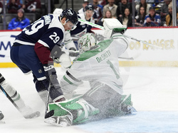 Stars Avalanche Hockey