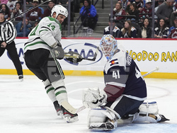 Stars Avalanche Hockey