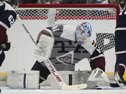 Stars Avalanche Hockey