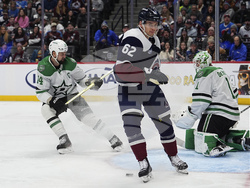 Stars Avalanche Hockey