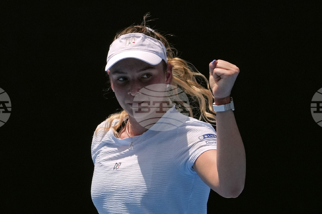 Дона Векич отстрани Ема Наваро от турнира по тенис в Мадрид