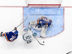 Sharks Islanders Hockey