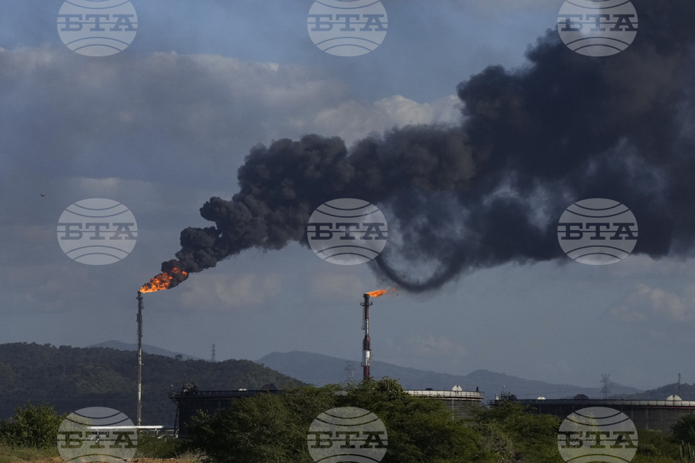 Венецуела одобри 15-годишно удължаване на работата на свързани с Русия съвместни предприятия в петролната индустрия