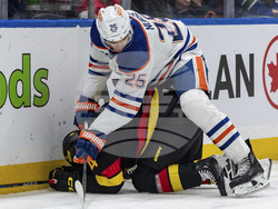 Oilers Canucks Hockey