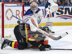 Oilers Canucks Hockey