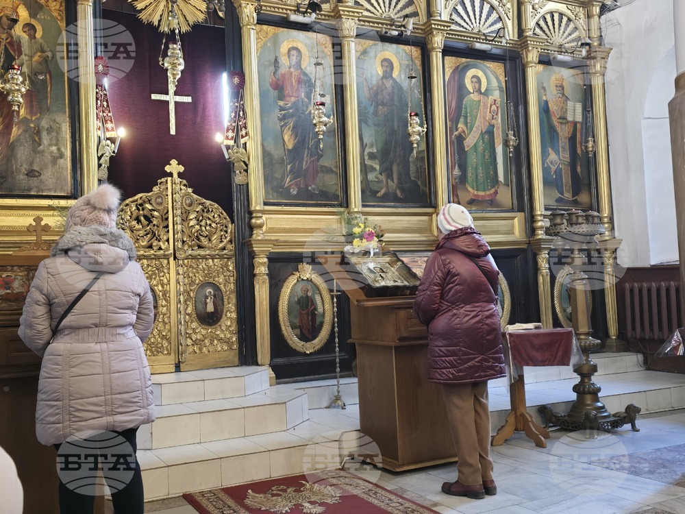 Добрич - църква "Свети Георги" - литургия
