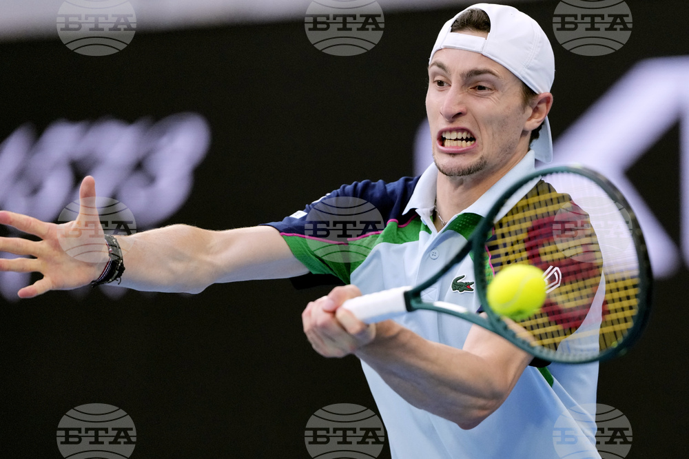 Юго Юмбер защити титлата си в Марсилия